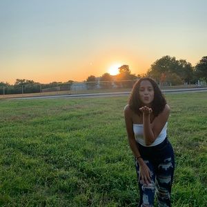 Meet your Posher, Melissa